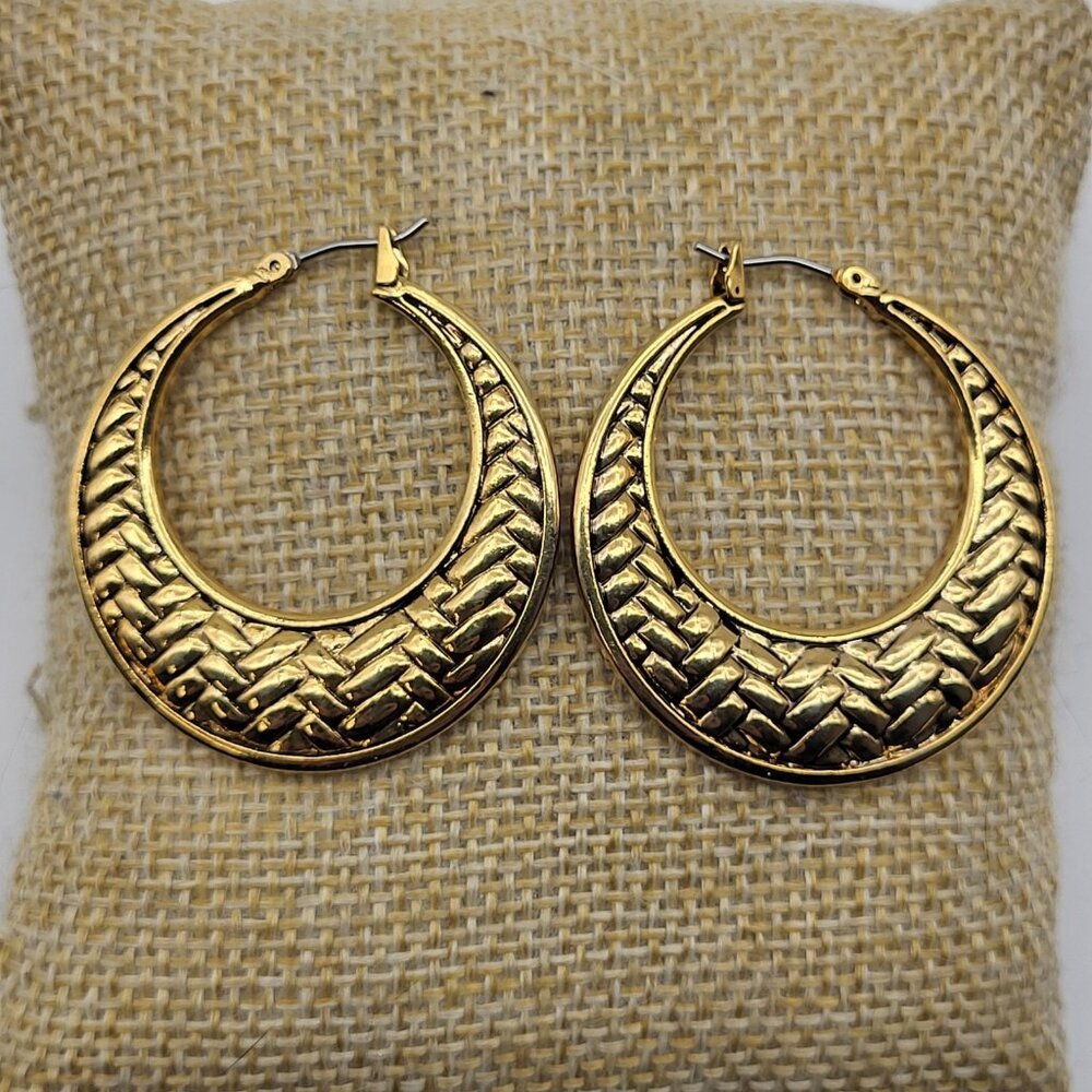 Brooks Brothers goldtone basketweave hoop earrings elegant flirty